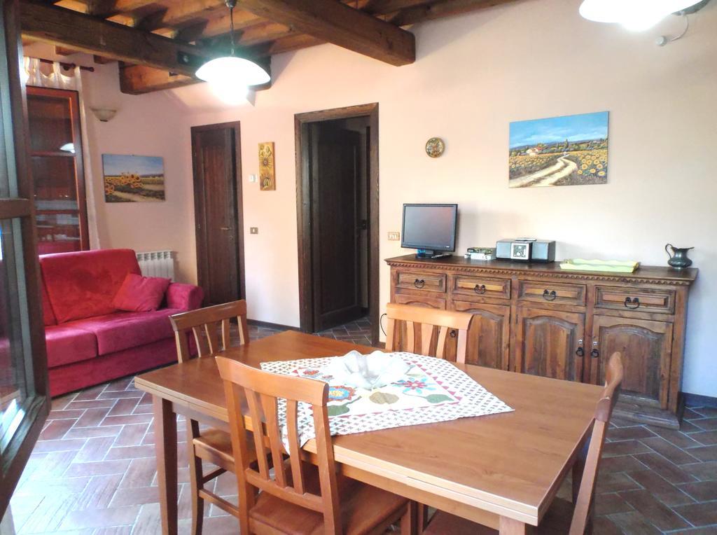 Apartments Borgo Toscano Gambassi Terme Værelse billede