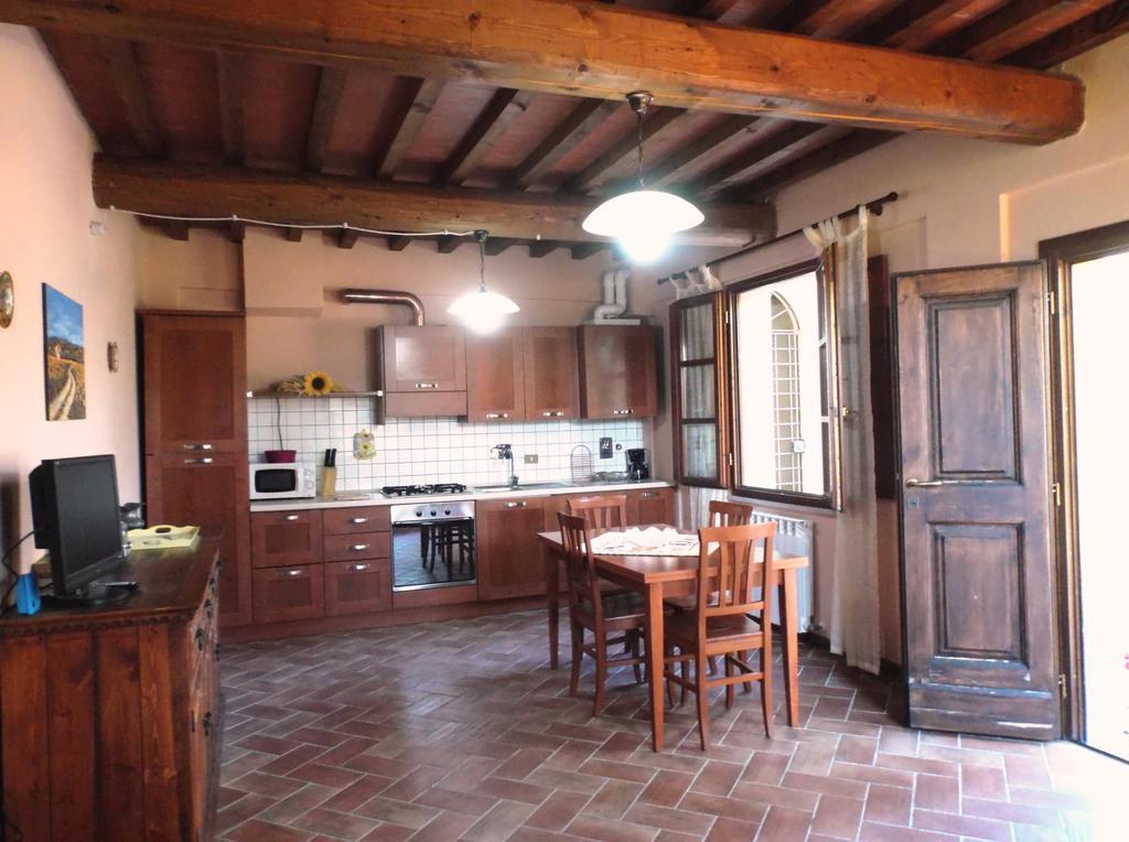 Apartments Borgo Toscano Gambassi Terme Værelse billede