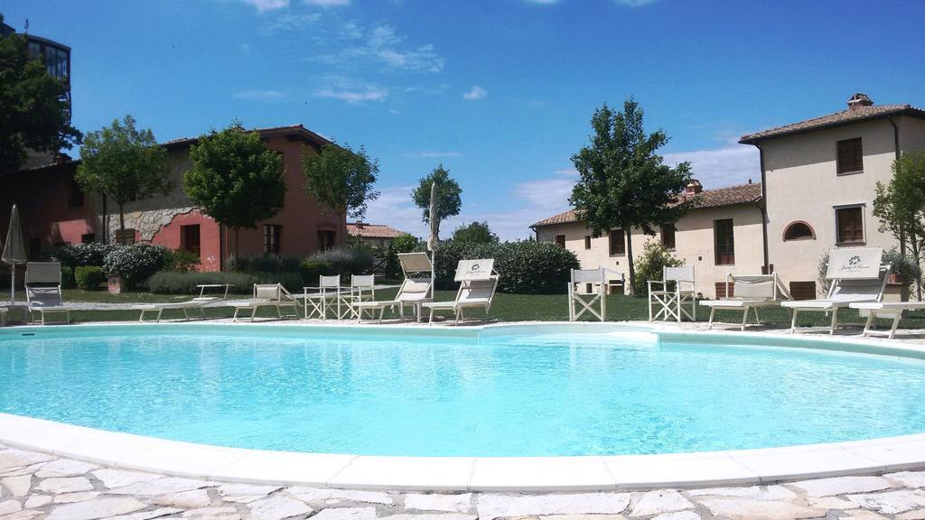 Apartments Borgo Toscano Gambassi Terme Værelse billede
